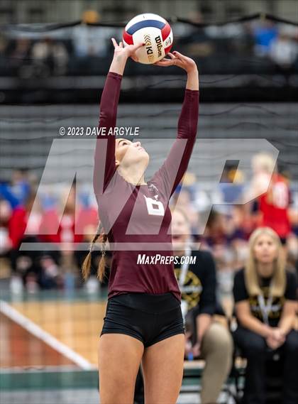 Thumbnail 2 in Maple Mountain vs. Cedar Valley (UHSAA 5A 2nd Round) photogallery.