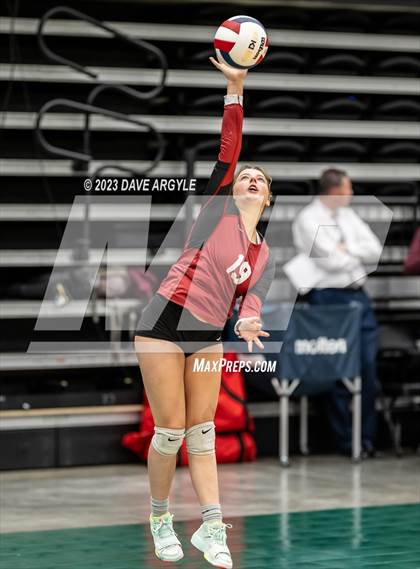 Thumbnail 3 in Maple Mountain vs. Cedar Valley (UHSAA 5A 2nd Round) photogallery.