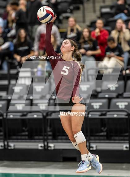 Thumbnail 1 in Maple Mountain vs. Cedar Valley (UHSAA 5A 2nd Round) photogallery.