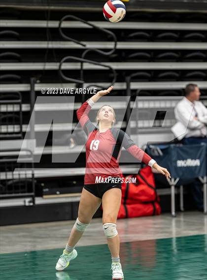 Thumbnail 2 in Maple Mountain vs. Cedar Valley (UHSAA 5A 2nd Round) photogallery.