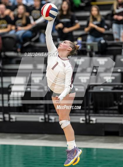 Thumbnail 1 in Maple Mountain vs. Cedar Valley (UHSAA 5A 2nd Round) photogallery.