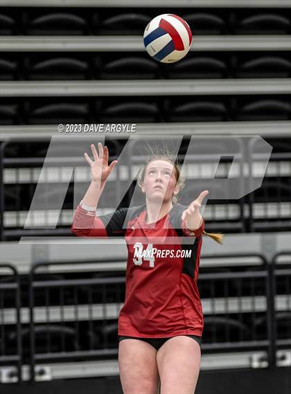 Thumbnail 3 in Maple Mountain vs. Cedar Valley (UHSAA 5A 2nd Round) photogallery.