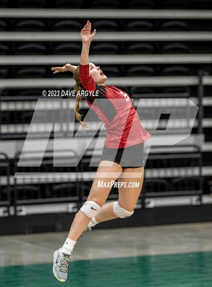 Thumbnail 1 in Maple Mountain vs. Cedar Valley (UHSAA 5A 2nd Round) photogallery.