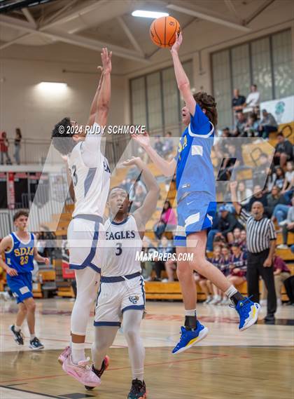 Thumbnail 1 in San Diego Jewish Academy vs. Tri-City Christian (CIF SDS Division 3 Finals) photogallery.