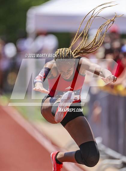 Thumbnail 1 in Class 4 Triple Jump (MSHSAA State Championship) photogallery.