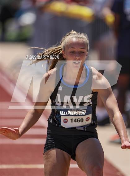 Thumbnail 1 in Class 4 Triple Jump (MSHSAA State Championship) photogallery.