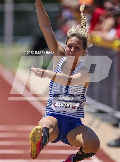 Thumbnail 3 in Class 4 Triple Jump (MSHSAA State Championship) photogallery.