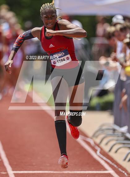 Thumbnail 3 in Class 4 Triple Jump (MSHSAA State Championship) photogallery.