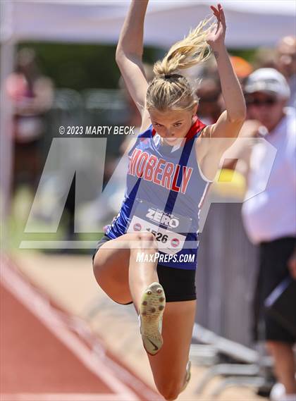 Thumbnail 3 in Class 4 Triple Jump (MSHSAA State Championship) photogallery.