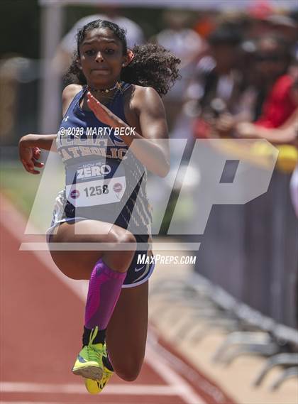Thumbnail 1 in Class 4 Triple Jump (MSHSAA State Championship) photogallery.