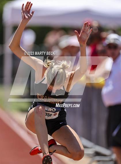 Thumbnail 3 in Class 4 Triple Jump (MSHSAA State Championship) photogallery.