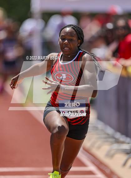 Thumbnail 1 in Class 4 Triple Jump (MSHSAA State Championship) photogallery.
