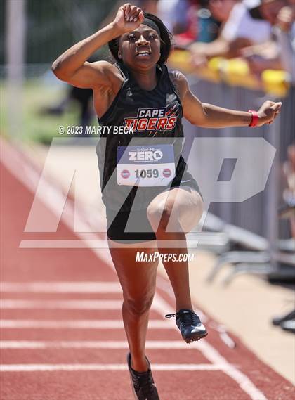 Thumbnail 3 in Class 4 Triple Jump (MSHSAA State Championship) photogallery.