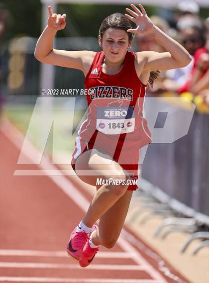 Thumbnail 1 in Class 4 Triple Jump (MSHSAA State Championship) photogallery.