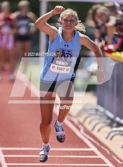 Thumbnail 3 in Class 4 Triple Jump (MSHSAA State Championship) photogallery.