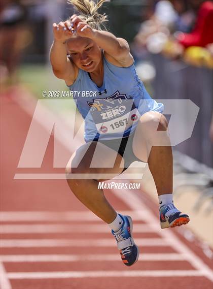 Thumbnail 2 in Class 4 Triple Jump (MSHSAA State Championship) photogallery.