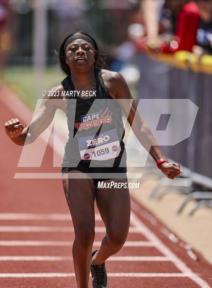 Thumbnail 3 in Class 4 Triple Jump (MSHSAA State Championship) photogallery.