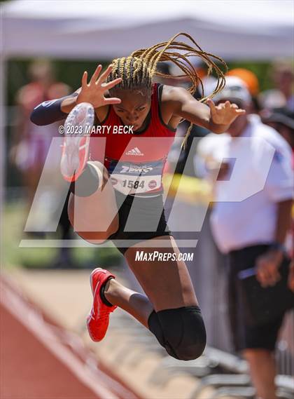 Thumbnail 2 in Class 4 Triple Jump (MSHSAA State Championship) photogallery.