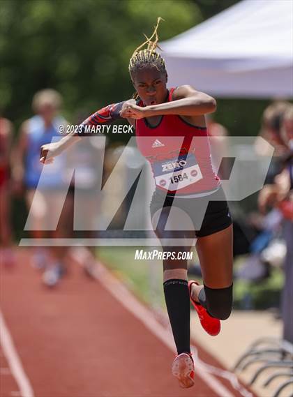 Thumbnail 1 in Class 4 Triple Jump (MSHSAA State Championship) photogallery.