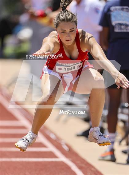 Thumbnail 1 in Class 4 Triple Jump (MSHSAA State Championship) photogallery.