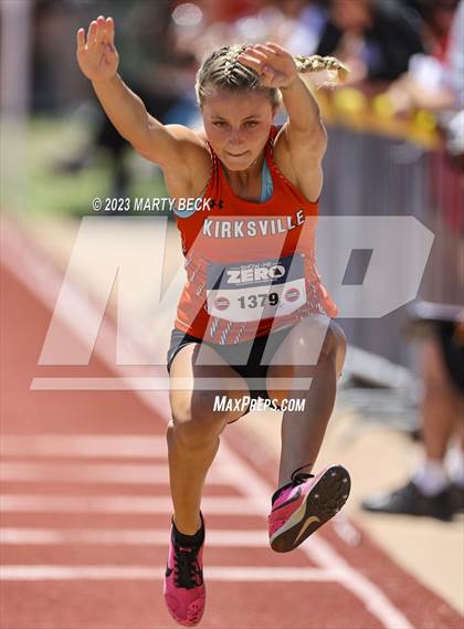Thumbnail 2 in Class 4 Triple Jump (MSHSAA State Championship) photogallery.