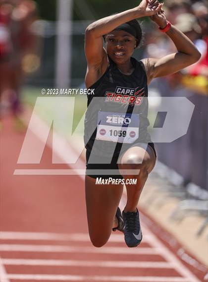 Thumbnail 2 in Class 4 Triple Jump (MSHSAA State Championship) photogallery.
