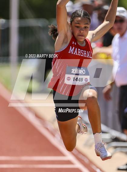 Thumbnail 3 in Class 4 Triple Jump (MSHSAA State Championship) photogallery.