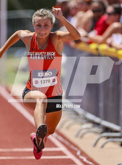 Thumbnail 1 in Class 4 Triple Jump (MSHSAA State Championship) photogallery.
