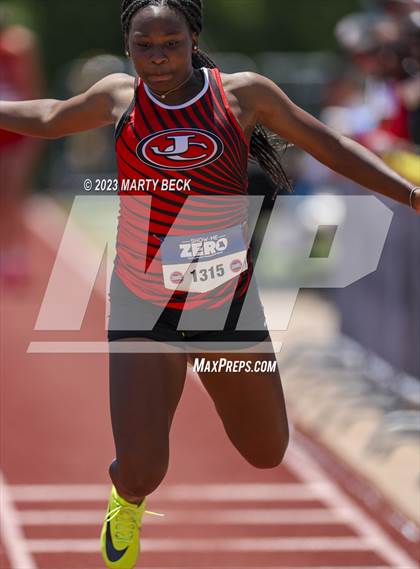 Thumbnail 1 in Class 4 Triple Jump (MSHSAA State Championship) photogallery.