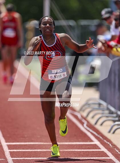 Thumbnail 3 in Class 4 Triple Jump (MSHSAA State Championship) photogallery.