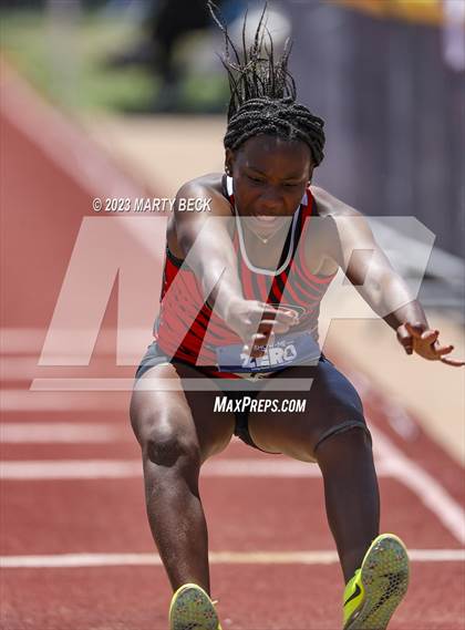 Thumbnail 2 in Class 4 Triple Jump (MSHSAA State Championship) photogallery.