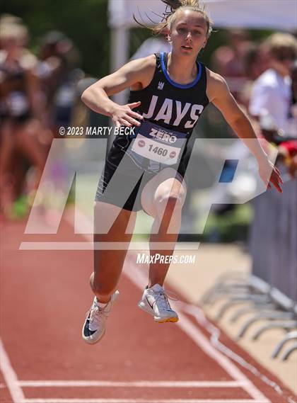 Thumbnail 2 in Class 4 Triple Jump (MSHSAA State Championship) photogallery.
