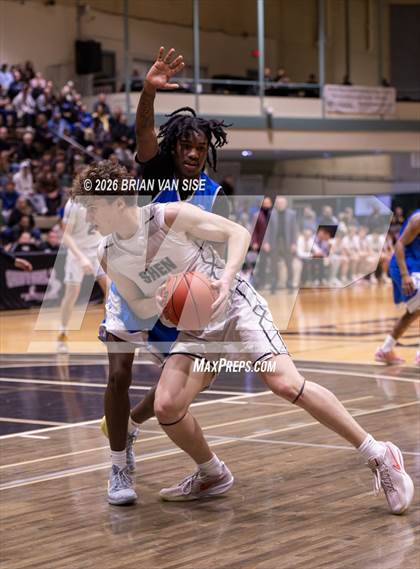 Thumbnail 2 in Shenendehowa vs. Albany (NYSPHSAA Class AAA Section 2 Quarterfinal) photogallery.