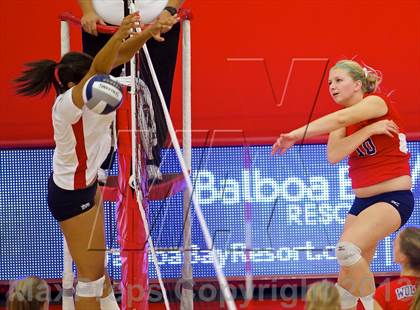 Thumbnail 2 in Great Oak @ Mater Dei (CIF SS 1AA Semifinal) photogallery.