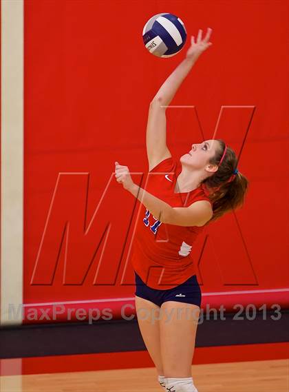 Thumbnail 1 in Great Oak @ Mater Dei (CIF SS 1AA Semifinal) photogallery.