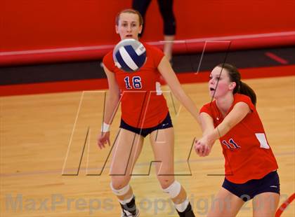 Thumbnail 1 in Great Oak @ Mater Dei (CIF SS 1AA Semifinal) photogallery.