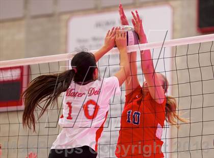 Thumbnail 3 in Great Oak @ Mater Dei (CIF SS 1AA Semifinal) photogallery.
