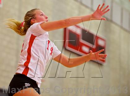Thumbnail 1 in Great Oak @ Mater Dei (CIF SS 1AA Semifinal) photogallery.