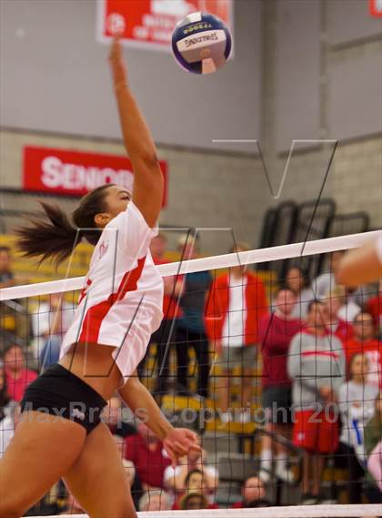 Thumbnail 1 in Great Oak @ Mater Dei (CIF SS 1AA Semifinal) photogallery.