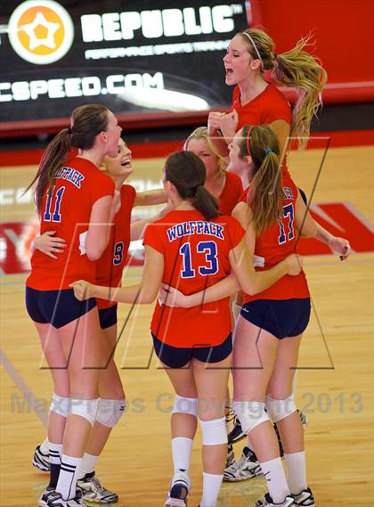 Thumbnail 2 in Great Oak @ Mater Dei (CIF SS 1AA Semifinal) photogallery.