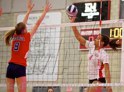 Thumbnail 2 in Great Oak @ Mater Dei (CIF SS 1AA Semifinal) photogallery.