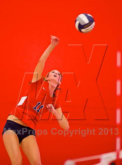 Thumbnail 3 in Great Oak @ Mater Dei (CIF SS 1AA Semifinal) photogallery.