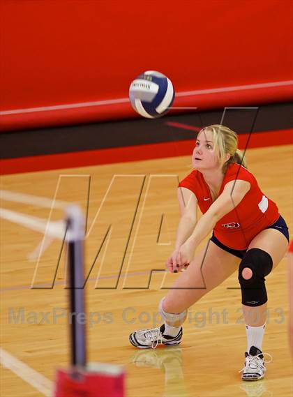 Thumbnail 1 in Great Oak @ Mater Dei (CIF SS 1AA Semifinal) photogallery.