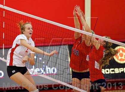 Thumbnail 3 in Great Oak @ Mater Dei (CIF SS 1AA Semifinal) photogallery.