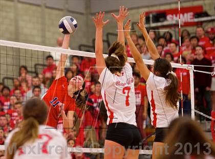 Thumbnail 2 in Great Oak @ Mater Dei (CIF SS 1AA Semifinal) photogallery.