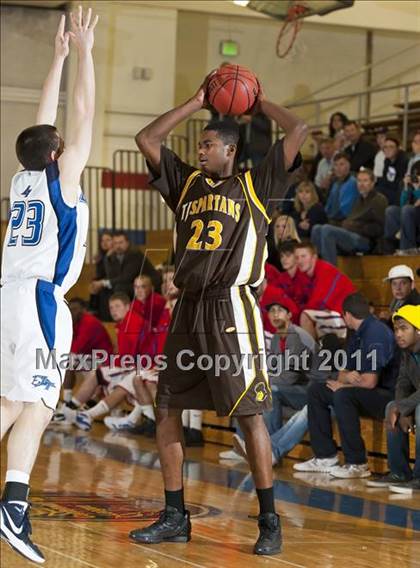 Thumbnail 2 in Legend vs. Thomas Jefferson photogallery.