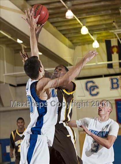 Thumbnail 3 in Legend vs. Thomas Jefferson photogallery.