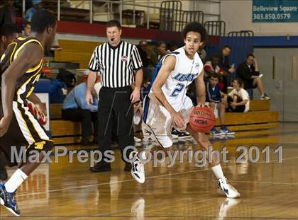 Thumbnail 1 in Legend vs. Thomas Jefferson photogallery.