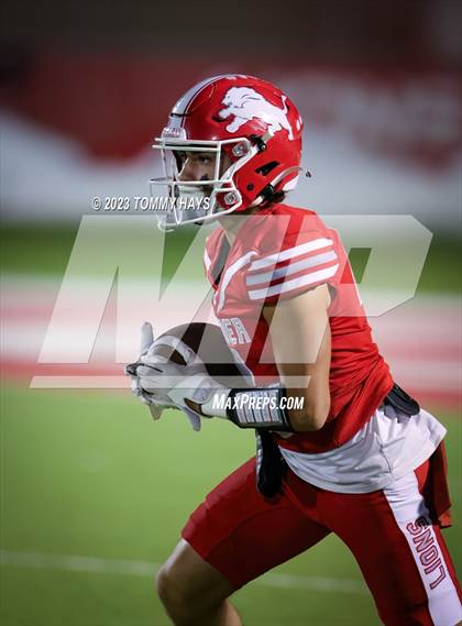 Thumbnail 2 in Brock @ Ponder photogallery.