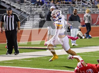 Thumbnail 3 in Brock @ Ponder photogallery.